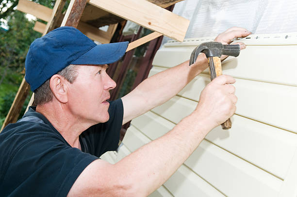 Best Engineered Wood Siding  in Manitowoc, WI